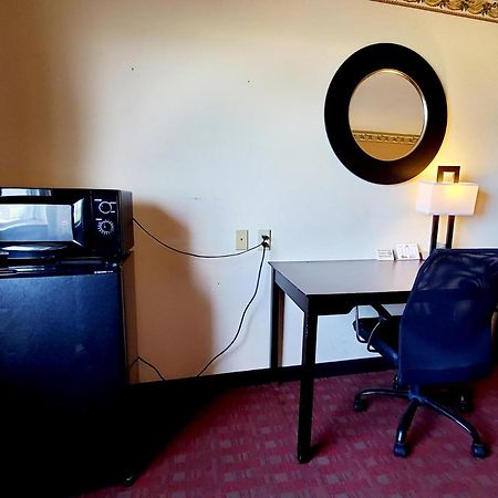 Executive Inn Alva Екстер'єр фото