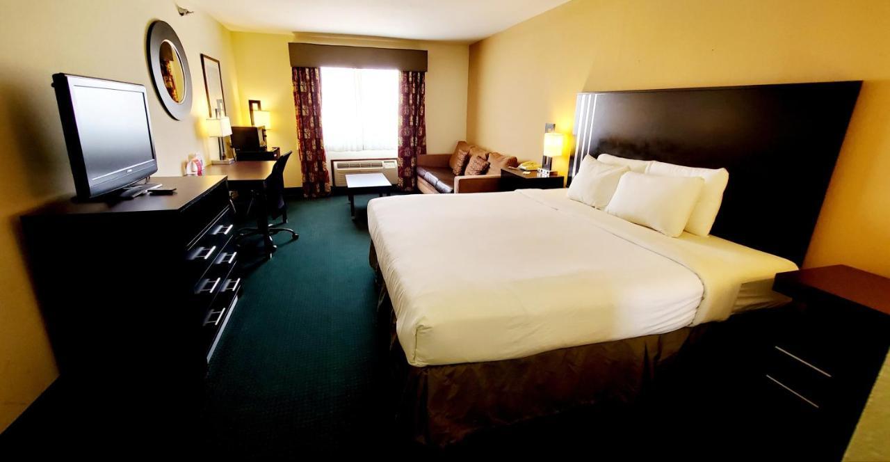 Executive Inn Alva Екстер'єр фото