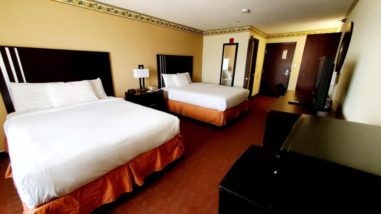 Executive Inn Alva Екстер'єр фото