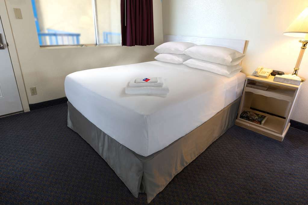 Executive Inn Alva Номер фото