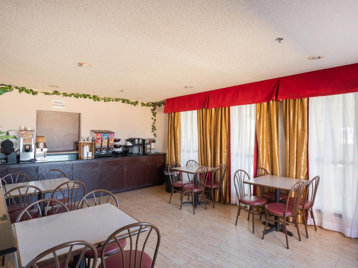 Executive Inn Alva Екстер'єр фото